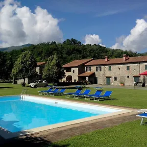 Coriana Apartments&villas Appartamento Mulazzo