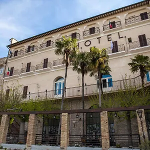 http://subasio.hotels-perugia.com