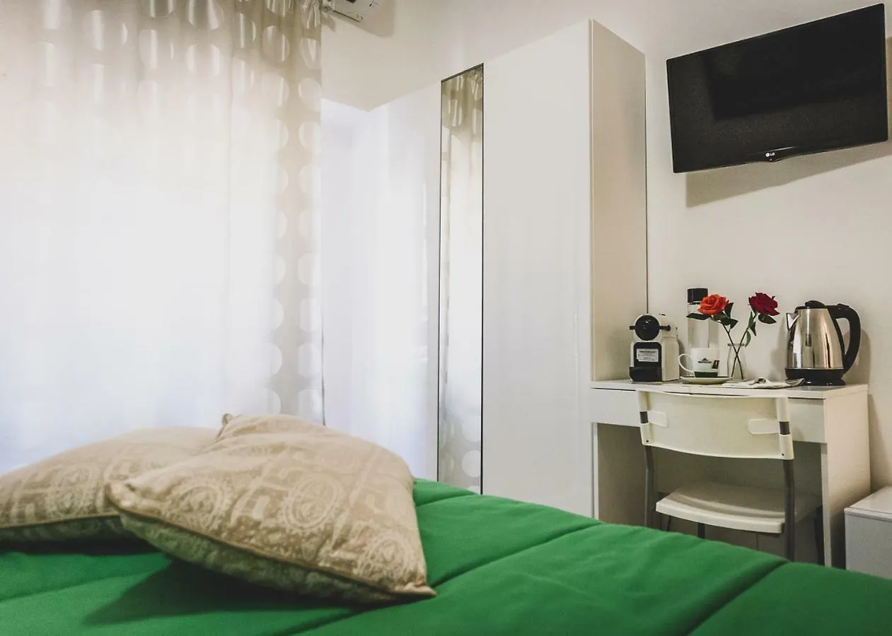 B&B Saint Paul Rzym 0*,